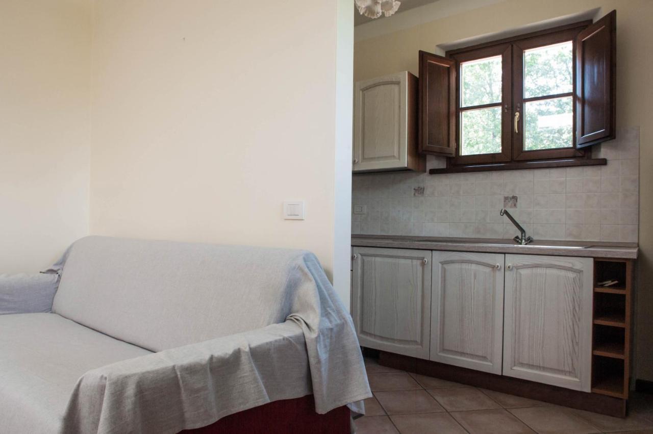Casale La Fata: Tuscan Hillside Retreat with Independent Apartments Camaiore Exterior photo